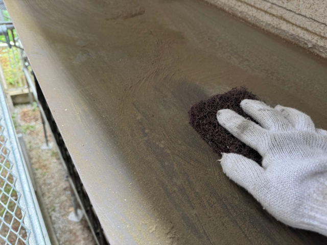 板金屋根ケレン作業